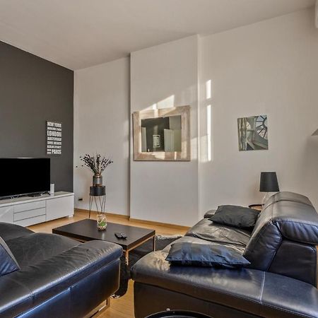 B&B Leopold & Appartementen Синт-Тройден Екстериор снимка