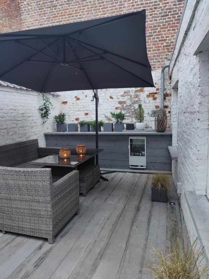 B&B Leopold & Appartementen Синт-Тройден Екстериор снимка