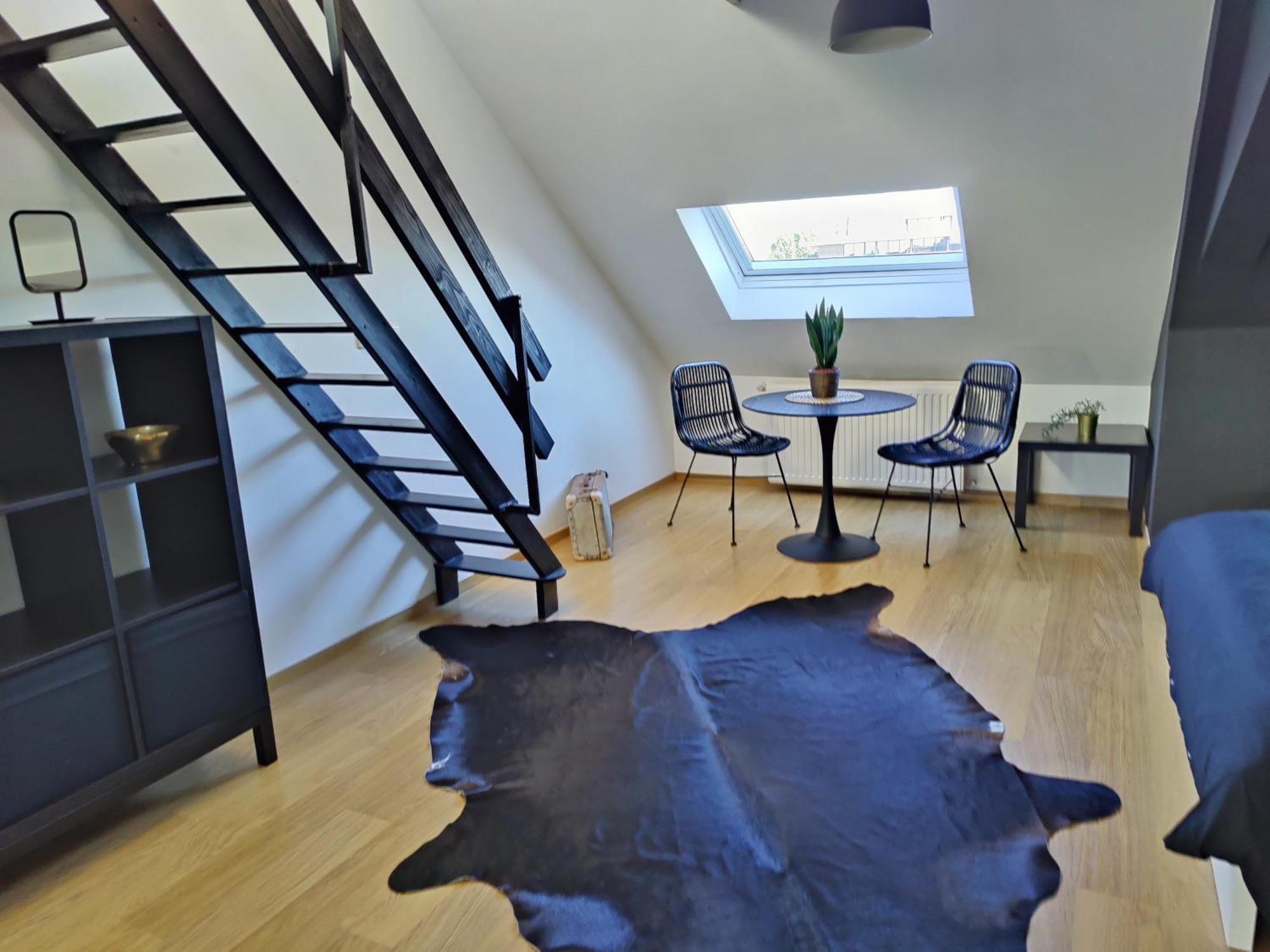B&B Leopold & Appartementen Синт-Тройден Екстериор снимка