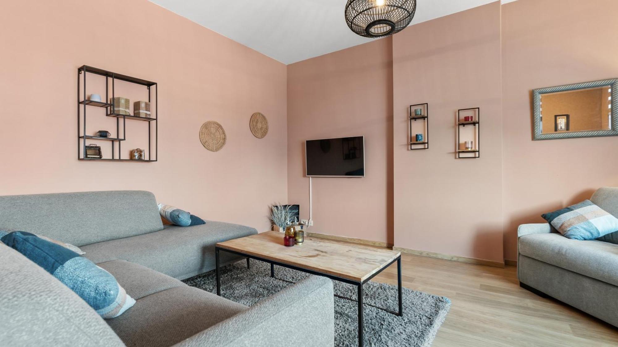 B&B Leopold & Appartementen Синт-Тройден Екстериор снимка