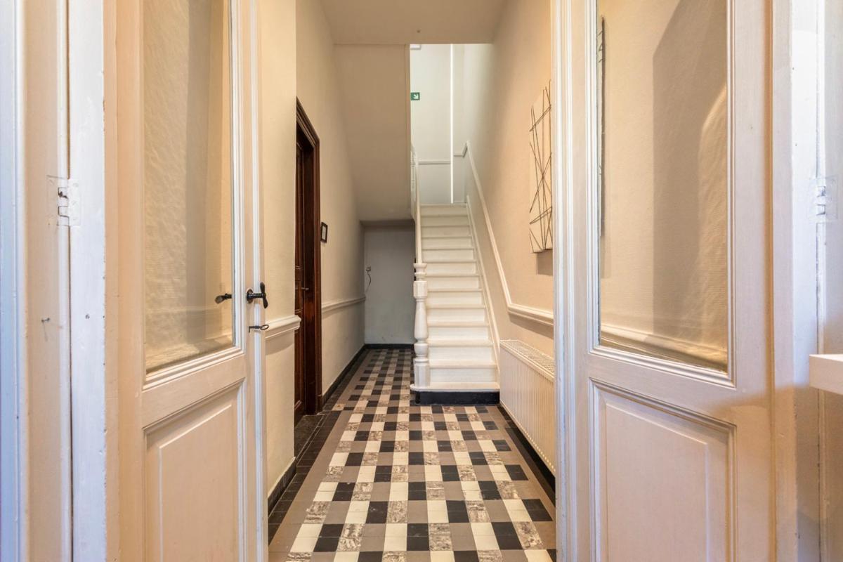 B&B Leopold & Appartementen Синт-Тройден Екстериор снимка