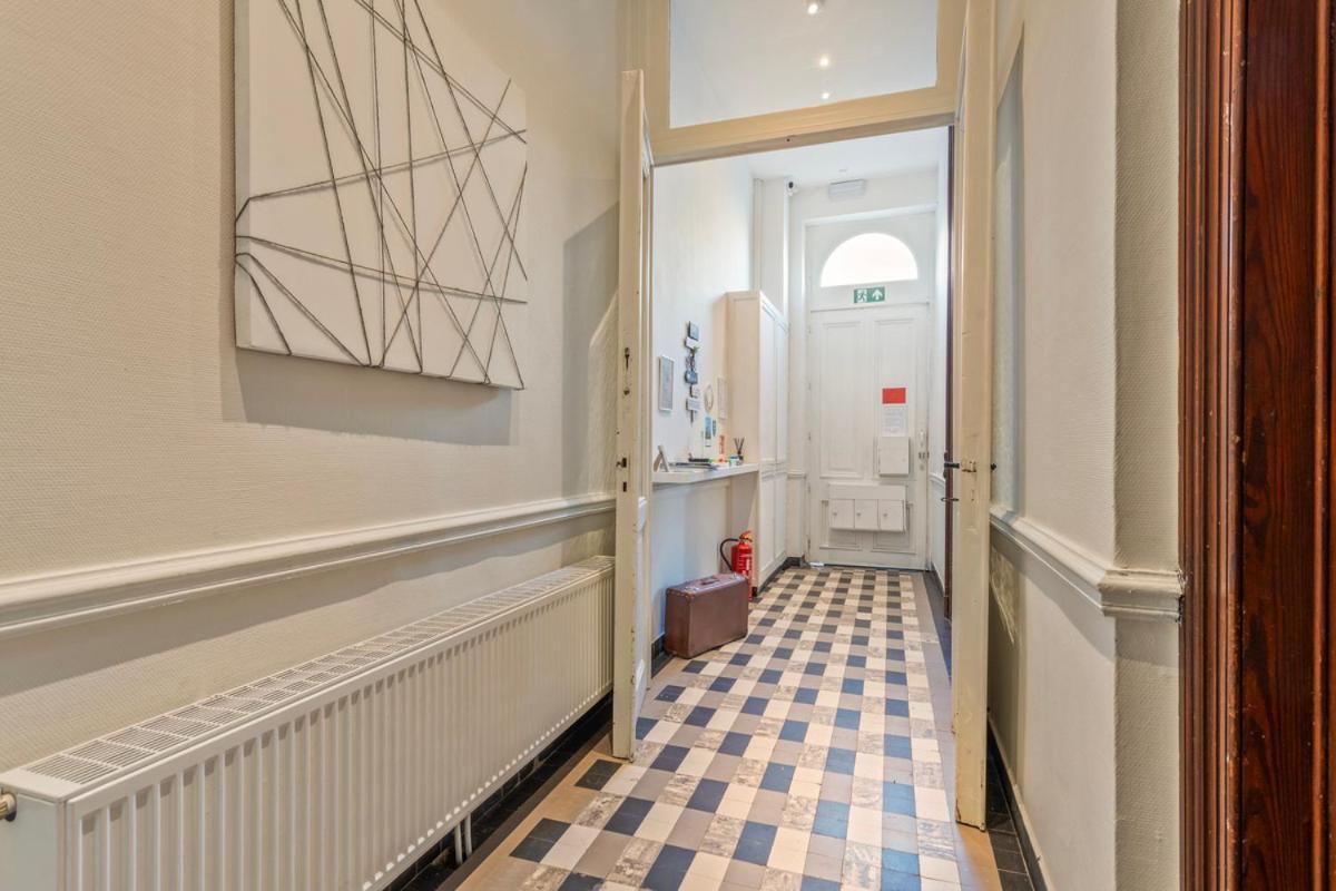 B&B Leopold & Appartementen Синт-Тройден Екстериор снимка